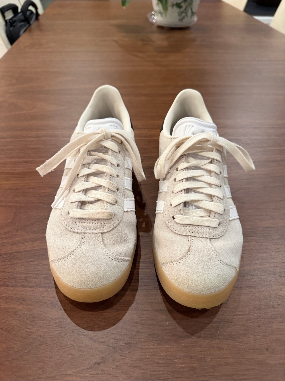 Gazelle Spikeless Golf Shoe
